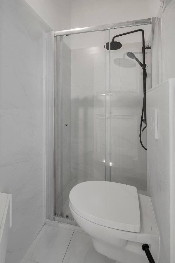 Small Design Studio - Rosa, Bairro Alto Lisboa Exterior foto